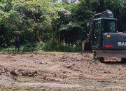 Dukung Pelayanan Umat, Satgas TMMD Ke-129 Kodim 1807/Sorong Selatan Siapkan Lahan Rumah Pastori di Kampung Sesor